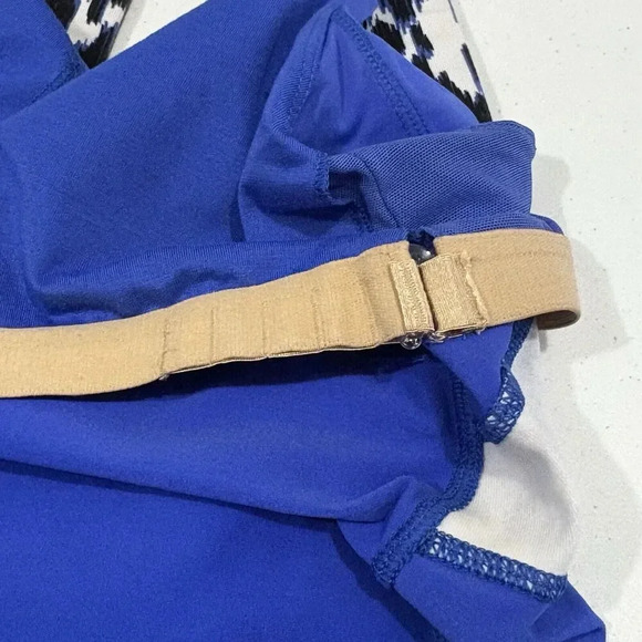 lululemon athletica Blue Tank Top - Picture 7 of 8